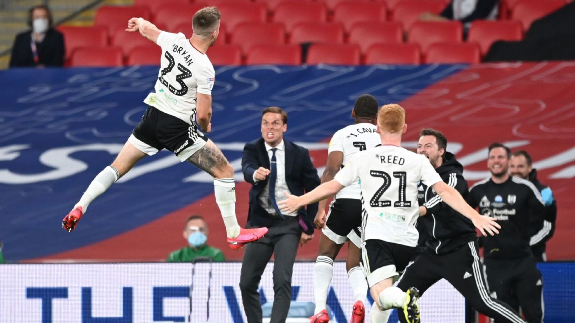 队协作中 队协作中